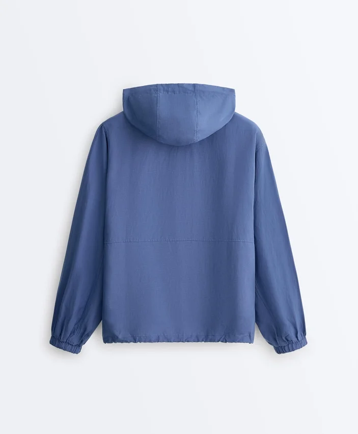 Felpa con mezza zip, tasca frontale, misto lyocell e 24% lino Felpa con mezza zip, tasca frontale, misto lyocell e 24% lino