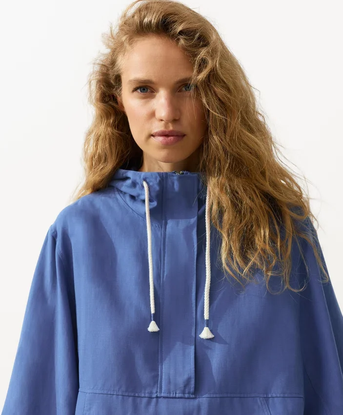 Felpa con mezza zip, tasca frontale, misto lyocell e 24% lino Felpa con mezza zip, tasca frontale, misto lyocell e 24% lino