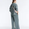 Felpa Soft Touch in modal morbido al tatto con zip e bordi a costine