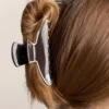 Forchetta per accessori per capelli grande con bordino Forchetta per accessori per capelli grande con bordino