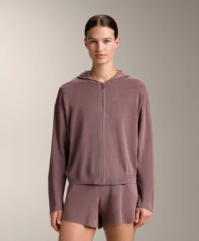 Giacca con cappuccio in maglia a coste