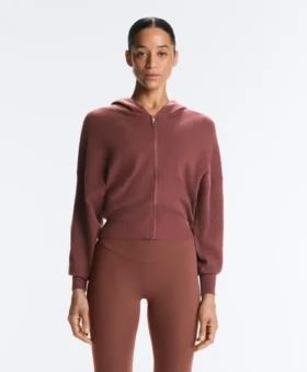 Giacca con cappuccio in maglia a costine