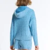 Giacca con cappuccio in maglia a trecce lavata