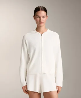 Giacca con cappuccio in maglia lavata