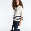 Giacca con cappuccio in maglia ondulata