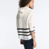 Giacca con cappuccio in maglia ondulata
