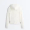 Giacca con cappuccio in maglia traforata