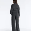 Pantaloni a righe asimmetriche in modal Pantaloni a righe asimmetriche in modal