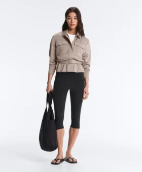 Giacca dritta con cintura e modal Soft Touch