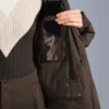 Giacca imbottita leggera con imbottitura idrorepellente composta per l’80% da piumino e per il 20% da Minardi Piume Ski. Giacca imbottita leggera con imbottitura idrorepellente composta per l’80% da piumino e per il 20% da Minardi Piume Ski.