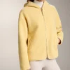 Giacca in finta pelle di montoni con cappuccio Giacca in finta pelle di montoni con cappuccio