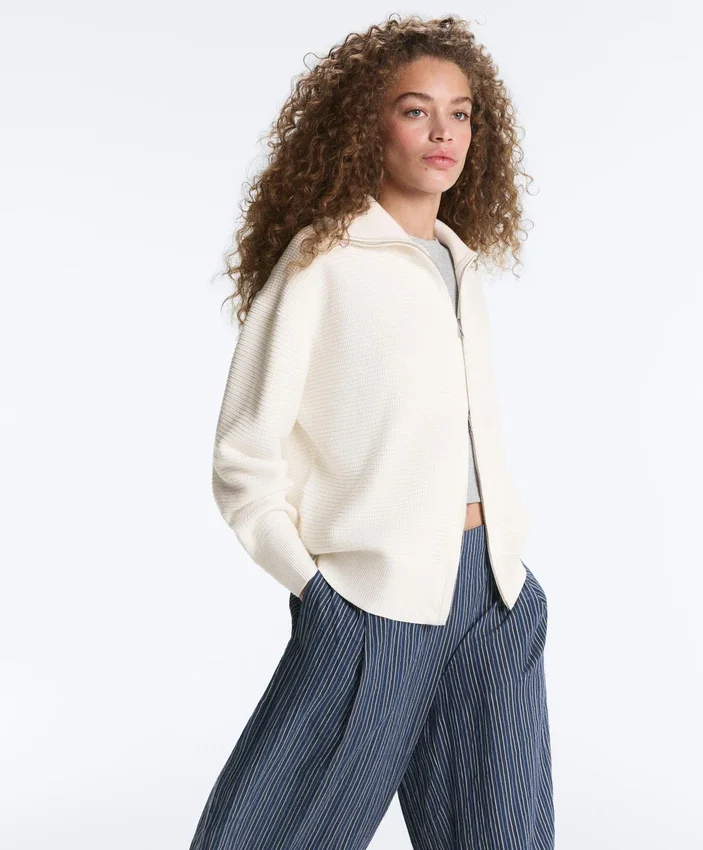 Giacca in maglia a collo alto Giacca in maglia a collo alto