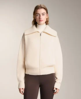 Giacca in maglia con collo alto