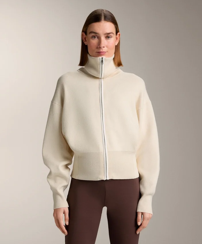 Giacca in maglia con zip a contrasto Giacca in maglia con zip a contrasto