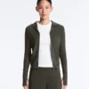 Giacca in maglia slim fit con cappuccio Giacca in maglia slim fit con cappuccio