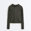 Giacca in maglia slim fit con cappuccio Giacca in maglia slim fit con cappuccio