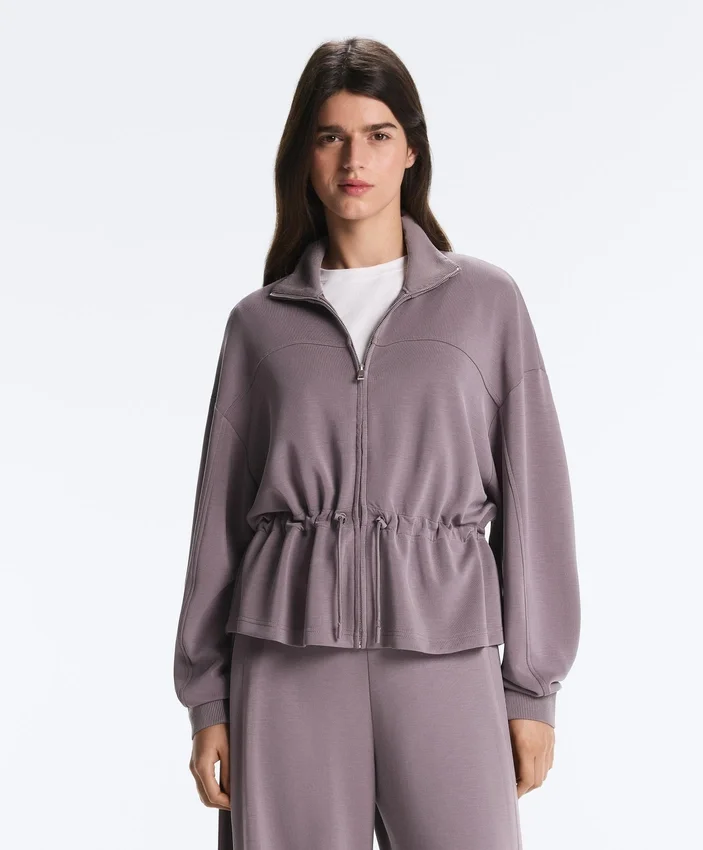 Giacca in modal Soft Touch con vita regolabile e collo alto Giacca in modal Soft Touch con vita regolabile e collo alto