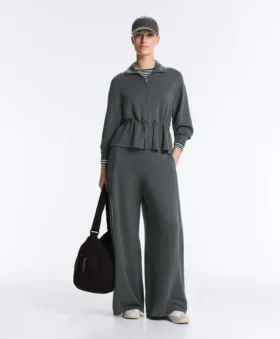 Giacca in modal Soft Touch con vita regolabile e collo alto