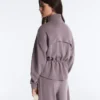 Giacca in modal Soft Touch con vita regolabile e collo alto Giacca in modal Soft Touch con vita regolabile e collo alto