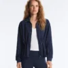 Giacca in modal Soft Touch con vita regolabile e collo alto Giacca in modal Soft Touch con vita regolabile e collo alto
