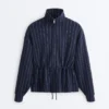 Giacca in modal Soft Touch con vita regolabile e collo alto Giacca in modal Soft Touch con vita regolabile e collo alto
