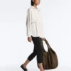 Giacca lunga gessata con vita regolabile e modal Soft Touch Giacca lunga gessata con vita regolabile e modal Soft Touch