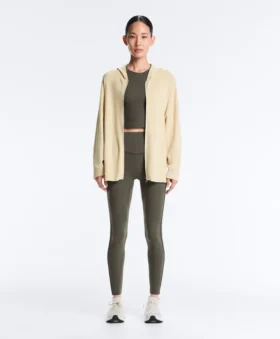 Giacca lunga in maglia con cappuccio