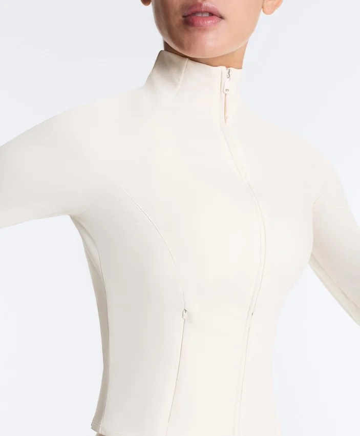 Giacca tecnica leggera e calda Giacca tecnica leggera e calda