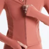 Giacca tecnica leggera e calda Giacca tecnica leggera e calda
