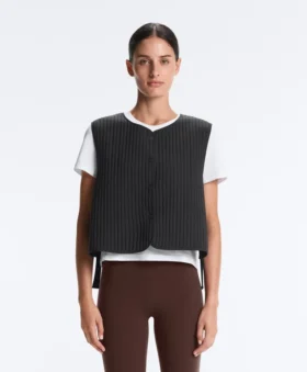 Gilet in nylon imbottito leggero Gilet in nylon imbottito leggero