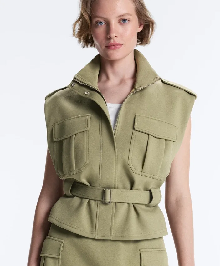 Gilet utility in piqué con cintura in cotone Gilet utility in piqué con cintura in cotone