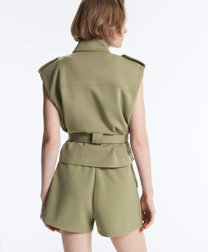 Gilet utility in piqué con cintura in cotone Gilet utility in piqué con cintura in cotone