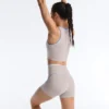 Hot pants a vita alta Compressive da 10 cm a contrasto Hot pants a vita alta Compressive da 10 cm a contrasto
