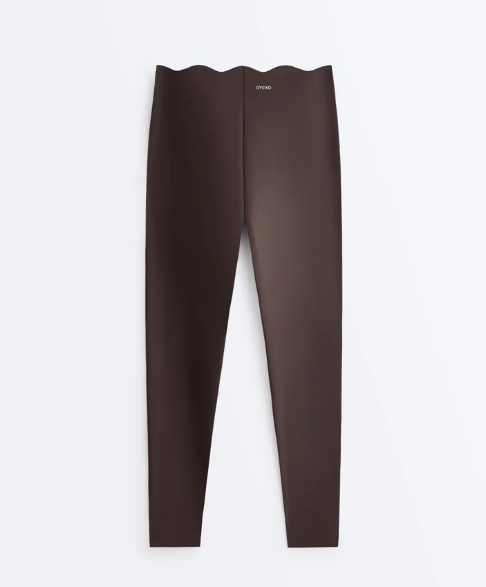 Leggings a vita alta Compressive con Core Control, lunghezza alla caviglia e dettaglio a onde Leggings a vita alta Compressive con Core Control, lunghezza alla caviglia e dettaglio a onde