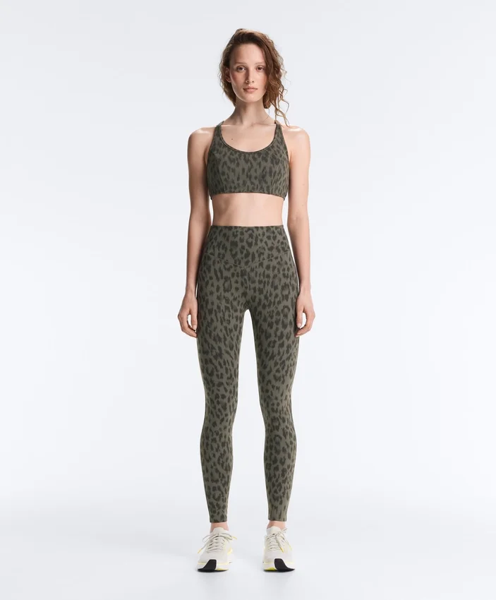 Leggings a vita alta e lunghezza alla caviglia con stampa leopardata Evermove Leggings a vita alta e lunghezza alla caviglia con stampa leopardata Evermove