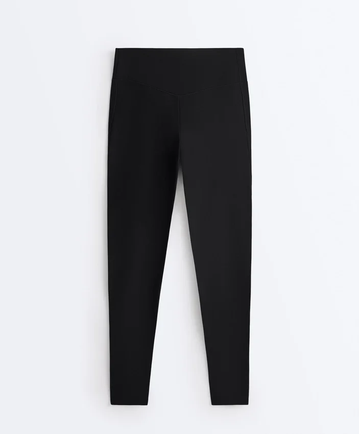 Leggings a vita alta e lunghezza alla caviglia Evermove Leggings a vita alta e lunghezza alla caviglia Evermove