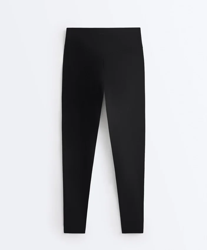 Leggings a vita alta e lunghezza alla caviglia Evermove Leggings a vita alta e lunghezza alla caviglia Evermove