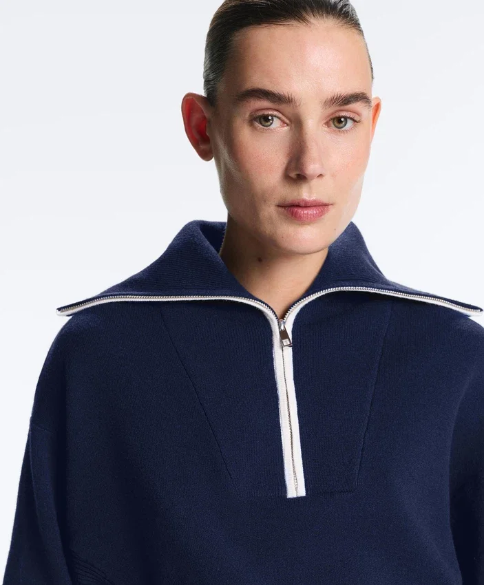 Maglione a collo alto con mezza zip Maglione a collo alto con mezza zip