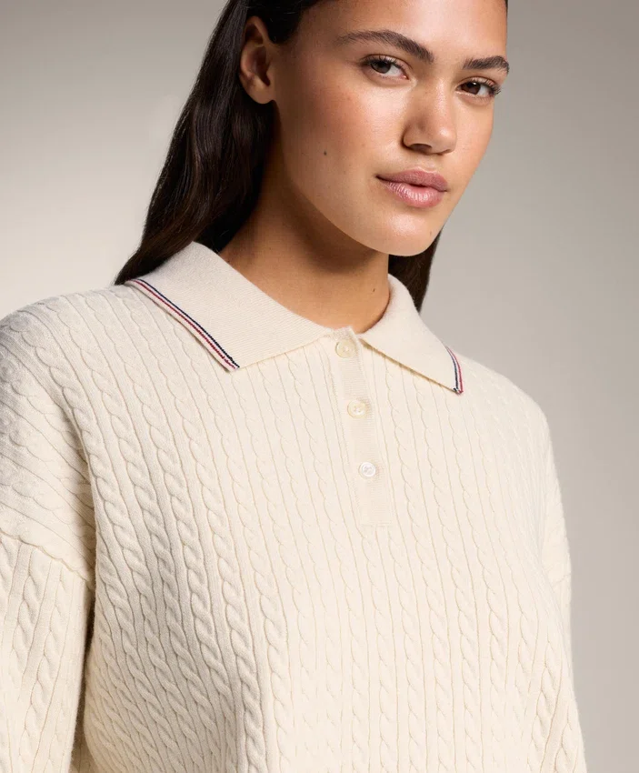 Maglione a collo alto con mini trecce Maglione a collo alto con mini trecce