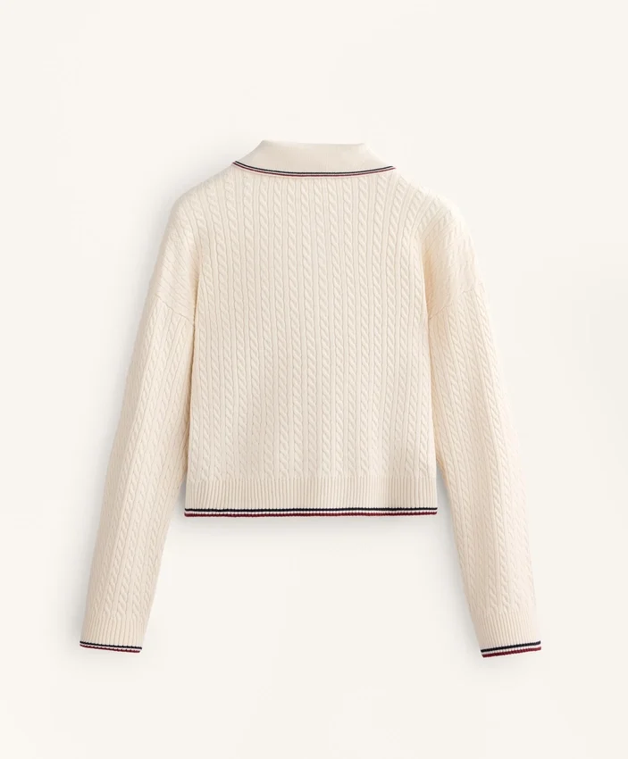 Maglione a collo alto con mini trecce Maglione a collo alto con mini trecce