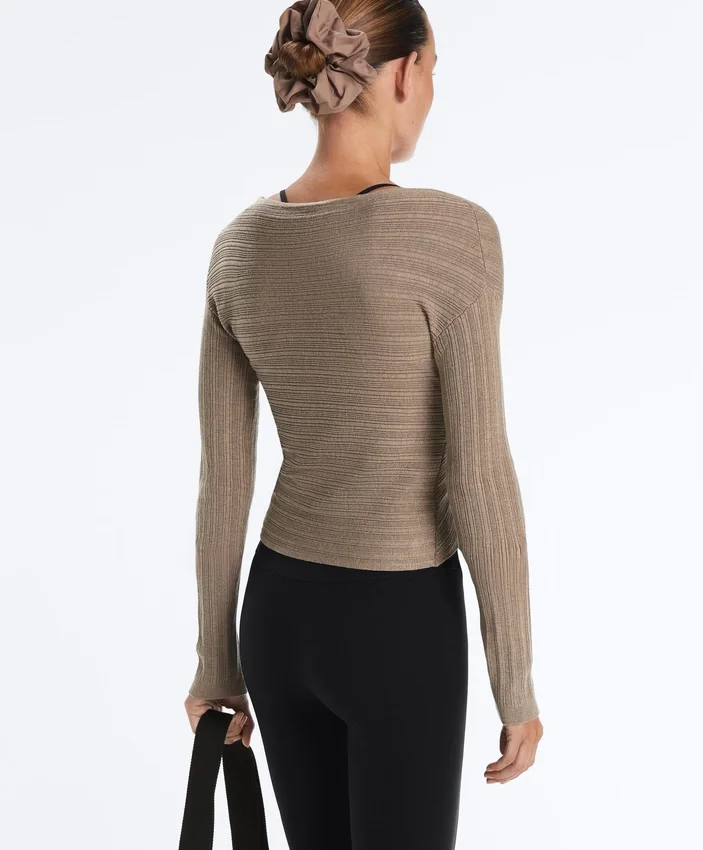 Maglione a maglia fine a coste Maglione a maglia fine a coste