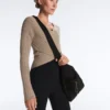 Maglione a maglia fine a coste Maglione a maglia fine a coste
