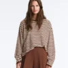 Maglione a maniche lunghe a righe