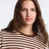 Maglione a maniche lunghe a righe