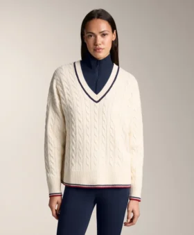 Maglione in maglia a trecce con scollo a V