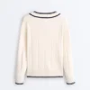 Maglione in maglia con scollo a V a contrasto Maglione in maglia con scollo a V a contrasto