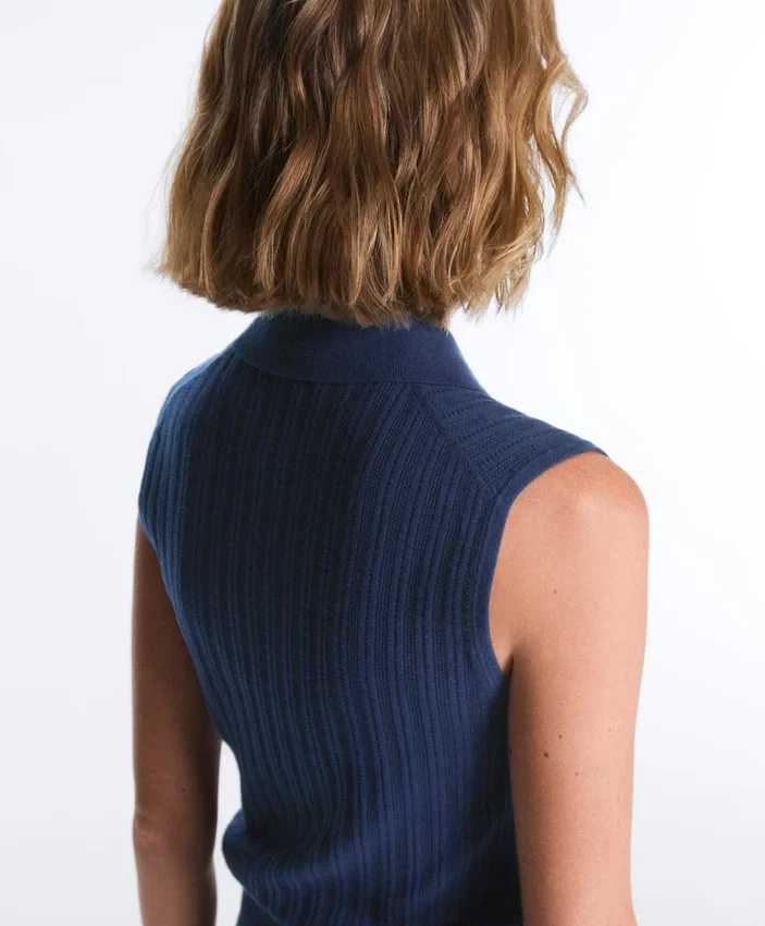 Maglione senza maniche a maglia larga Maglione senza maniche a maglia larga