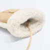 Muffola in pelle con finta pelle di montoni