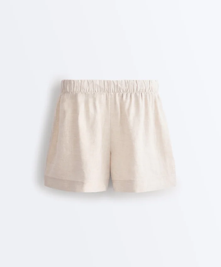 Pantaloncini a vita media in 100% lino Pantaloncini a vita media in 100% lino