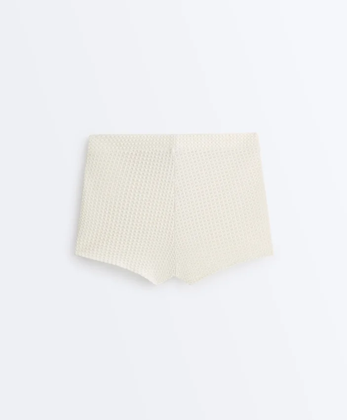 Pantaloncini da bikini a vita alta in crochet con texture a bolle Pantaloncini da bikini a vita alta in crochet con texture a bolle